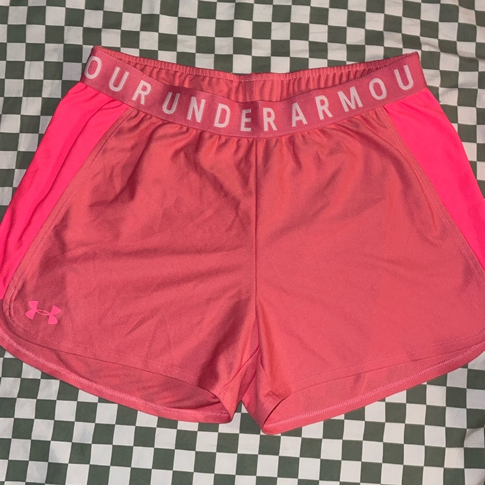 Under Armour loose athletic shorts size M, pink